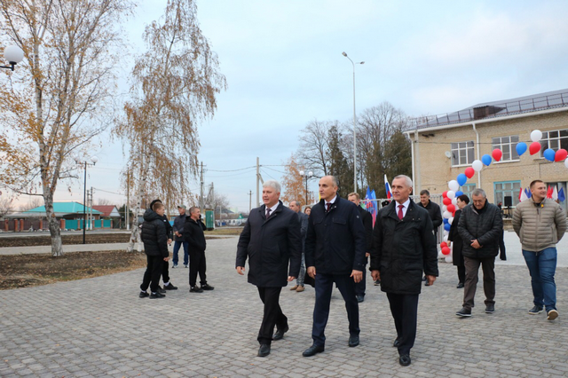 В станице Архангельской  торжественно открыли обновлённую территорию парка.